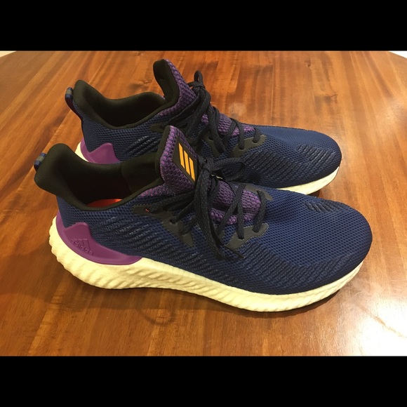 adidas alphaboost m